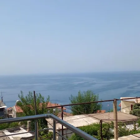 Casa de hóspedes Tasos 4*