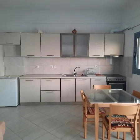 Tasos Casa de hóspedes 4*