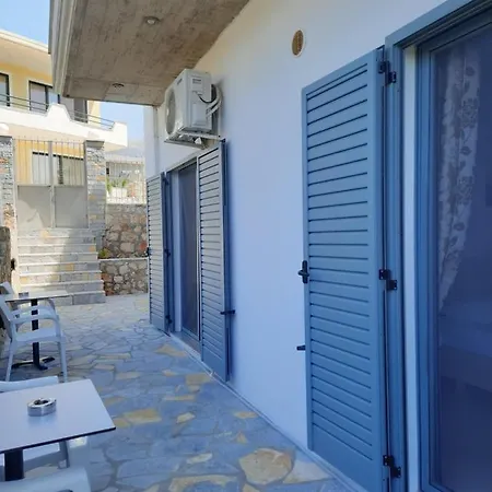 Casa de hóspedes Tasos 4*