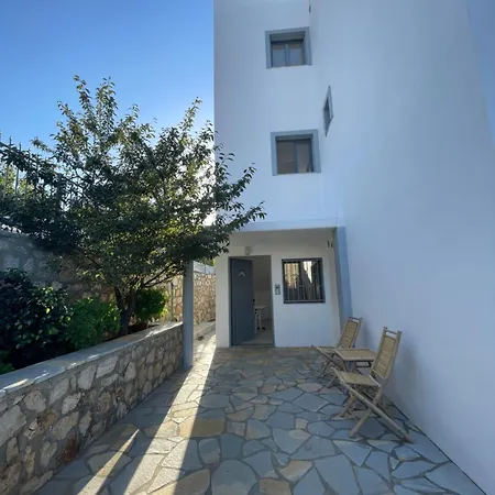 Tasos Casa de hóspedes Himare