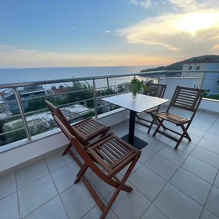 Guest house Tasos Himare