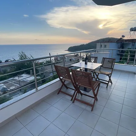 Guest house Tasos Himare