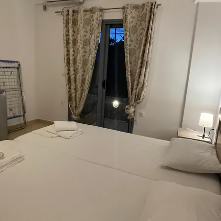 Casa de hóspedes Tasos 4*