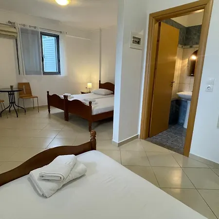 Tasos 4*