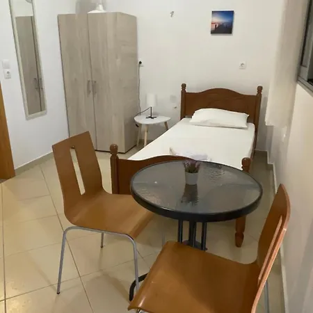 Casa de hóspedes Tasos Himare