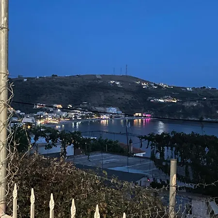 Tasos 4* Himare