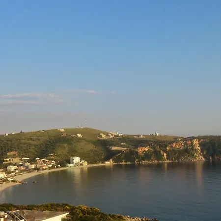 Tasos Guest house *