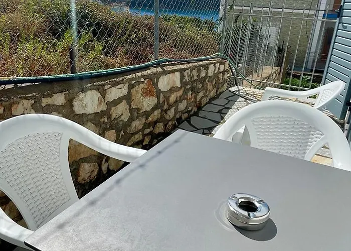 Tasos Casa de hóspedes 3*