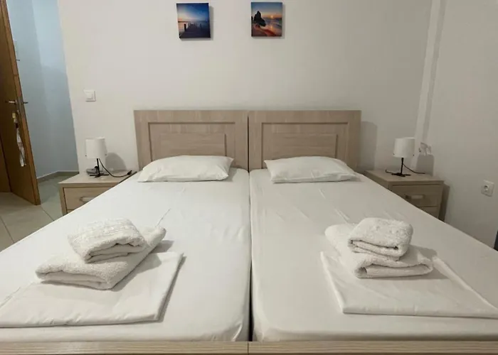 Tasos 4*